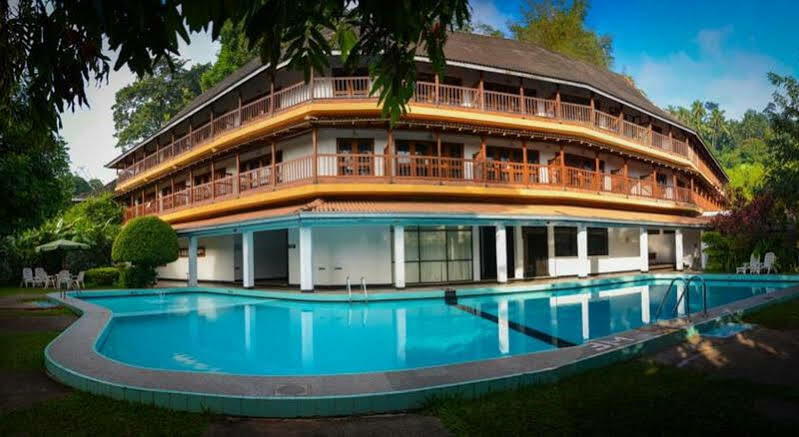 Hotel Hilltop Kandy Exteriör bild